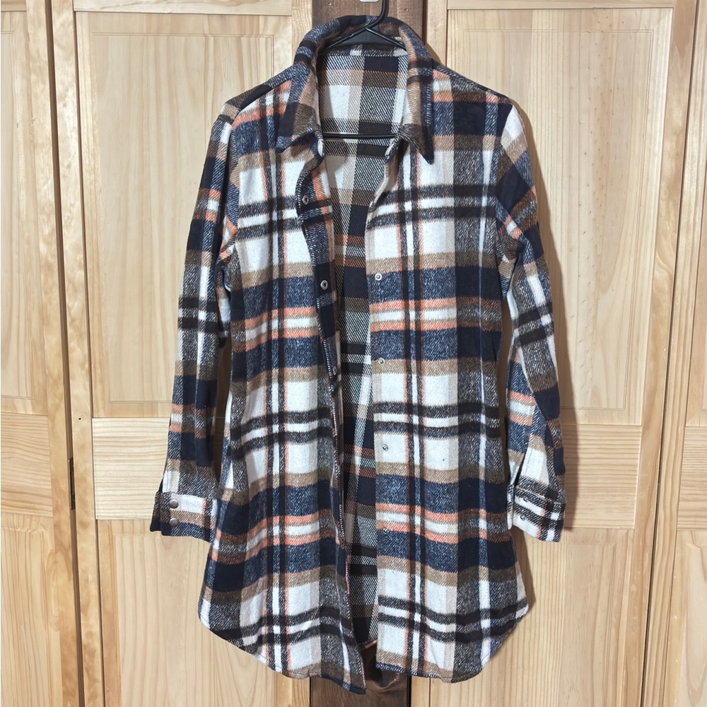 NWOT Plaid Cardigan